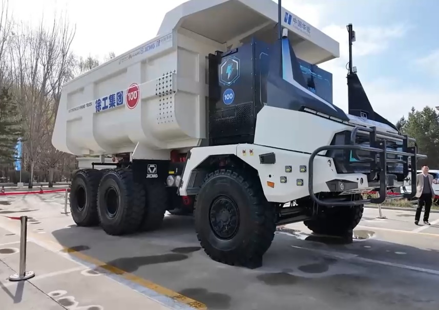 XCMG ZNK95 cabless electric autonomous mining truck